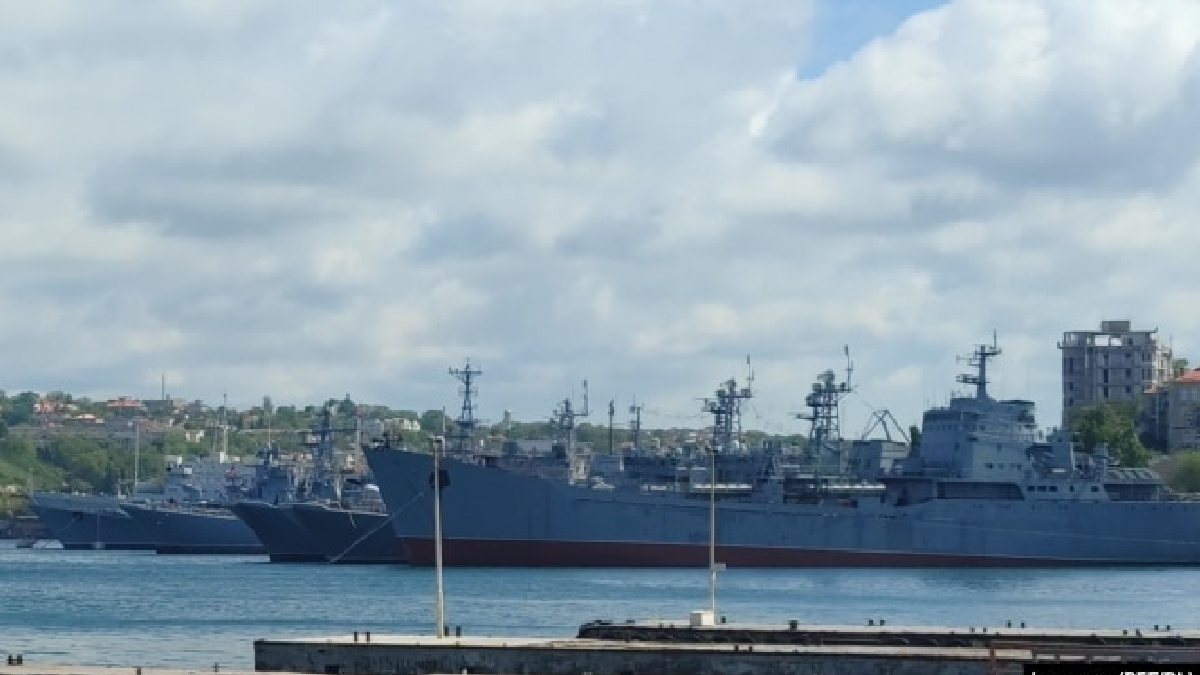 Росія вивела зі Севастополя у Чорне море майже всі кораблі з крилатими ракетами